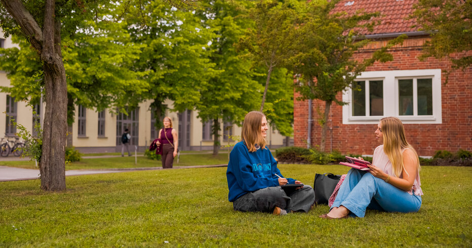 ©FilmVision zwei Studierende an der Hochschule Stralsund