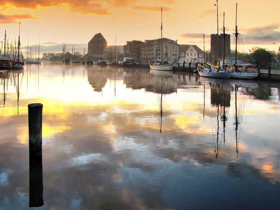 Herbstmorgen am Greifswalder Museumshafen